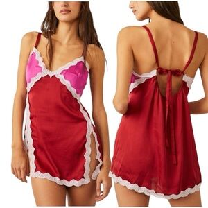 ❤️NEW w.tags Free People On The Rise Mini Slip in Fuchsia Frost Combo Size Large